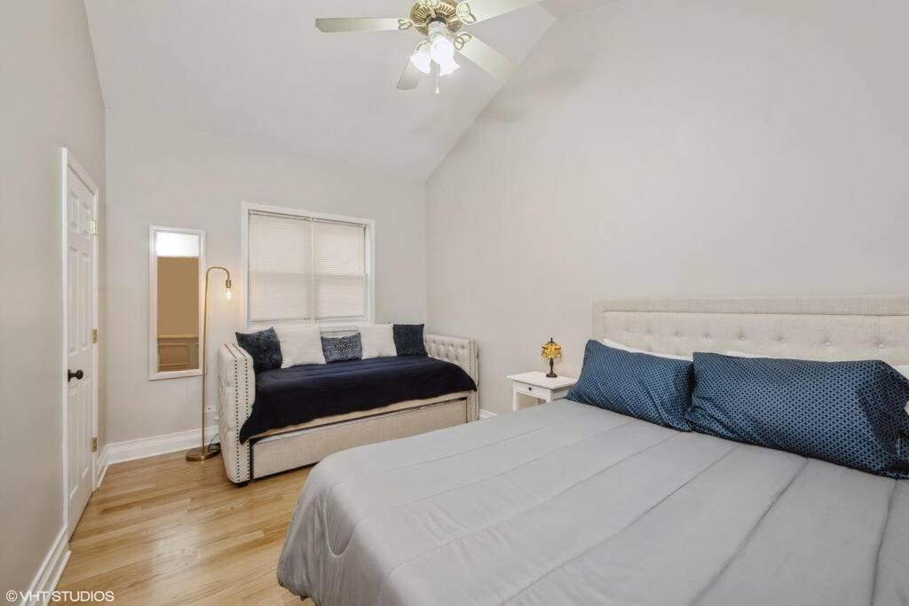 2-Bed 2-Bath Apt - Close To Uc W/ Free Parking 시카고 외부 사진